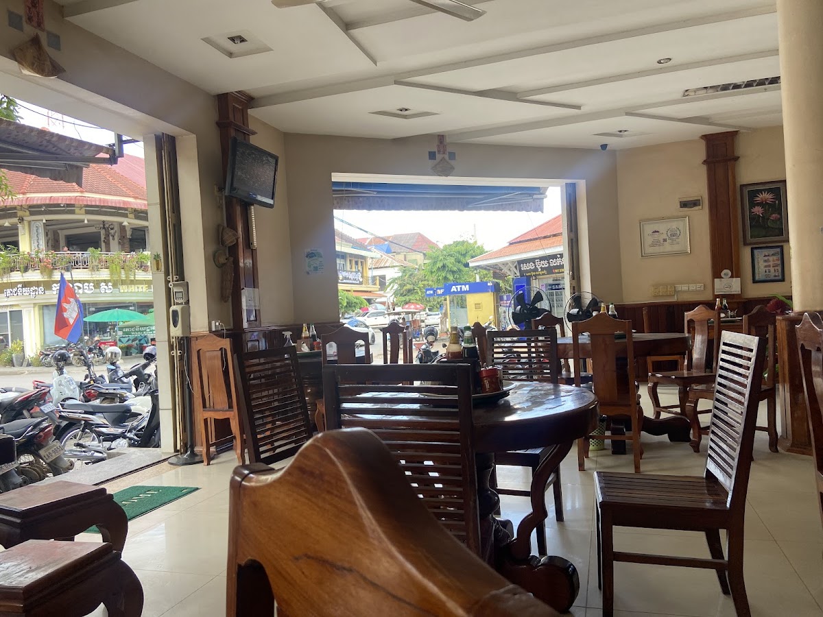 Battambang Town Restaurant-3
